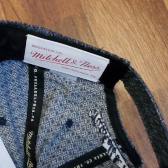 Mitchell & Ness Chicago Bulls Reverse Denim Slouch Strapback Dad Hat -NWT - Picture 6 of 9